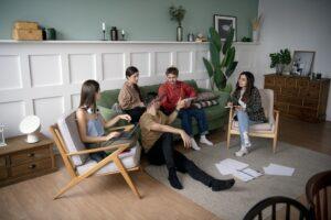 11 Social Worker Safety Tips For High-Risk Home Visits